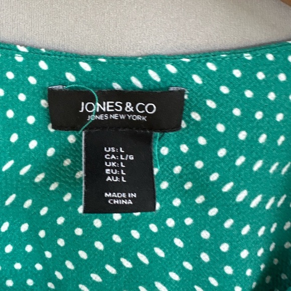 🎉5 for $45🎉 Jones & Co top blouse shirt size L polka dot green - Picture 5 of 8